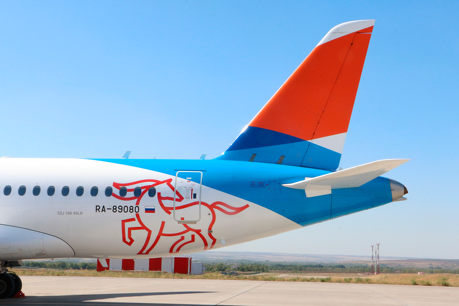 Asgard Branding, Azimuth airlines, Вольный Дон, airlines livery, авиабрендинг, авиа дизайн, авиакомпания, фирменный стиль авиакомпании, промоливрея, кобрендинг, туристический бренд, Сухой SSJ100, Суперджет, aviation design, airline, airline corporate identity, promolivrey, co-branding, Sukhoi SSJ100, Superjet